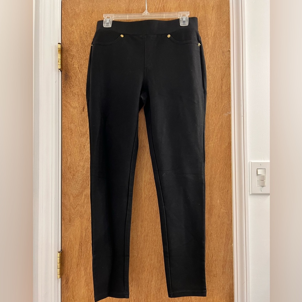 Michael Kors Women's Basics
Stretch Pull-On Black Pants Size M